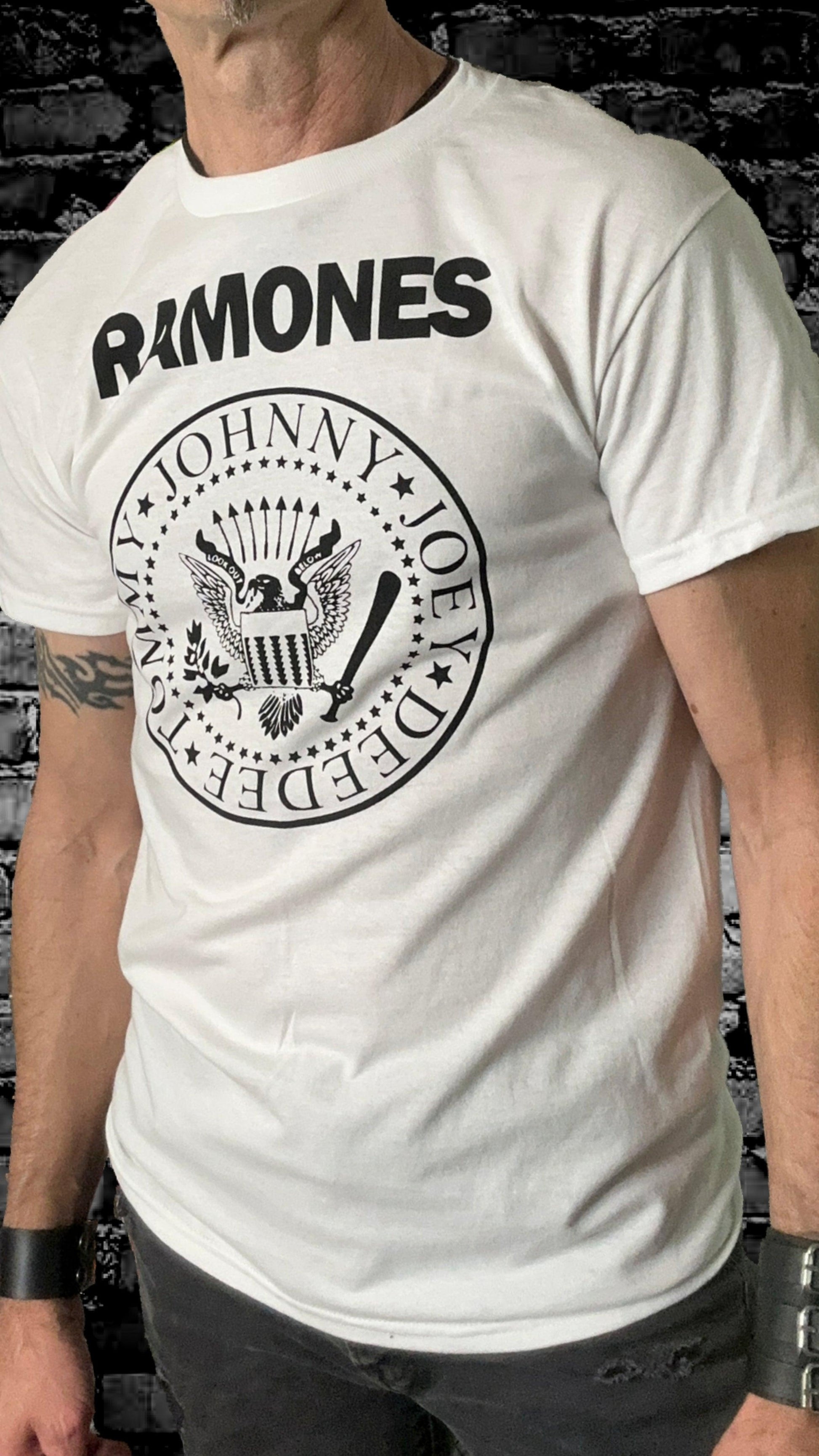 classic-ramones-logo-tee-in-black-or-white-5 - Boomers are Punk too